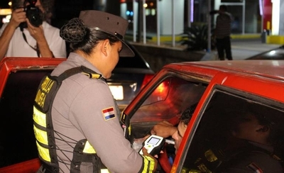 HOY / Ebrios al volante en ruta: más de 400 dieron positivo al alcotest