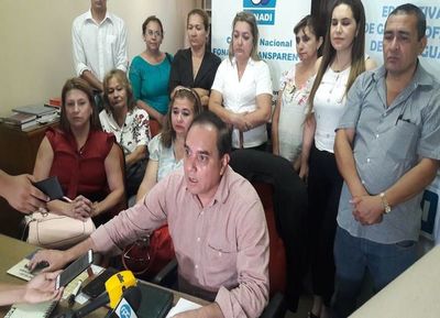 Directores exigen audiencia con Petta por tema docentes