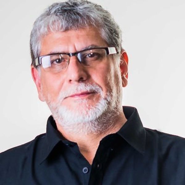 Parlasurianos y la sobrevivencia de las especies