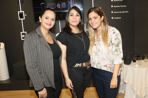 Inauguran muestra en Samsung House