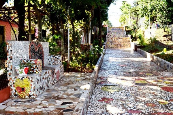 Paseo de los enamorados en el sur - Edicion Impresa - ABC Color