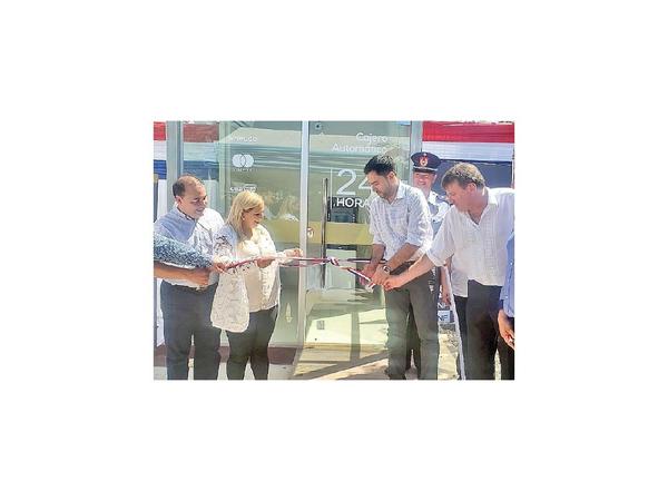 BNF inauguró nuevo cajero en Isla Pucú
