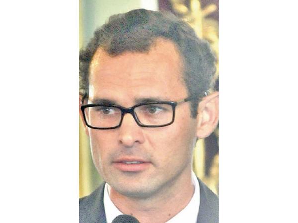 Dinac realizó pago de anticipo del 30% en licitación con protesta