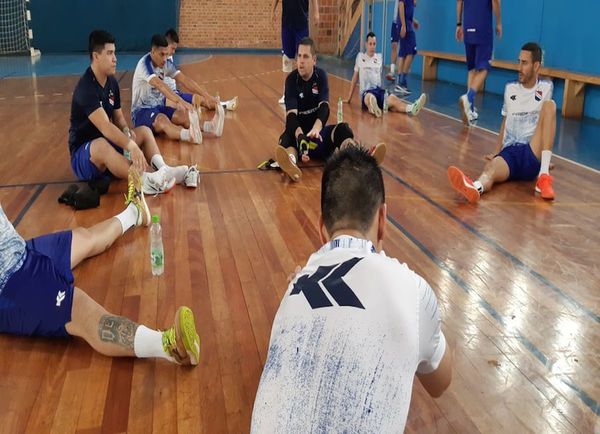 Paraguay debuta ante Uruguay