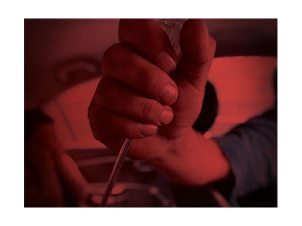 Mujer fue asesinada de cinco puñaladas, presuntamente por su concubino