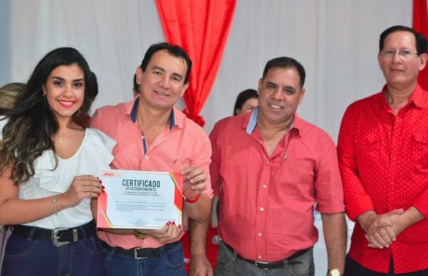Cabañas afirma que su elección fue legítima y que hay unidad - ADN Paraguayo