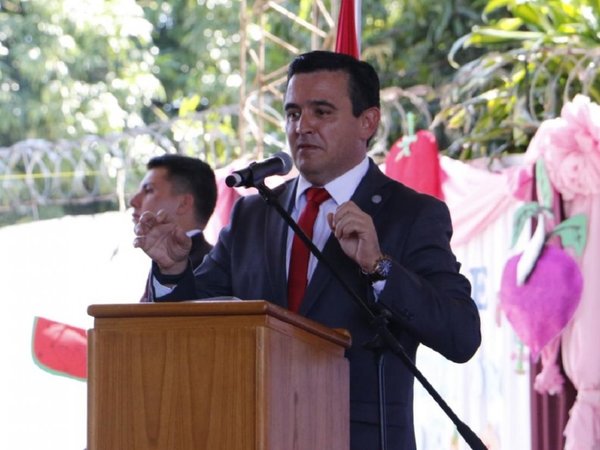 Petta dice que rompe el modelo clientelista y por eso genera incomodidad