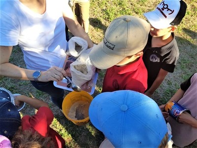 Colegio Neuland: Fomentan la agroecología como alternativa a los agroquímicos