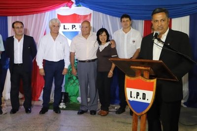 Presidente de la UFI, ciudadano ilustre de Pirayú - Deportes - ABC Color