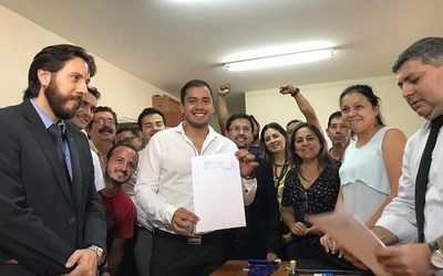 Miguel Prieto inscribe su candidatura a intendente de CDE