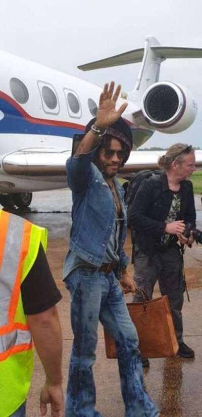 Lenny Kravitz ya llegó a Paraguay - Espectaculos - ABC Color