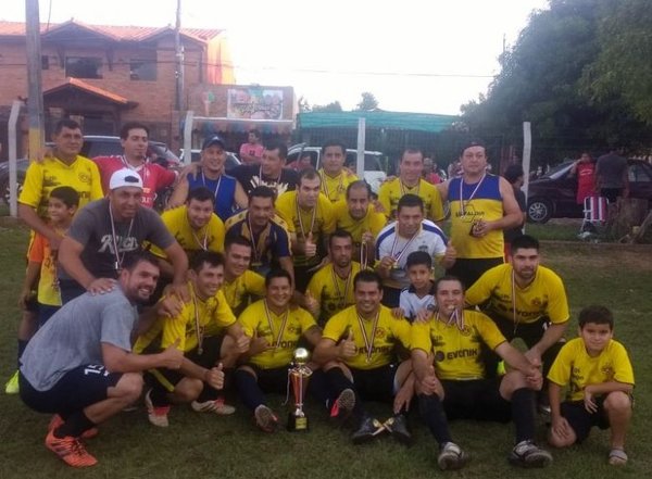 Los Amigos, campeón en Luque | Paraguay en Noticias 