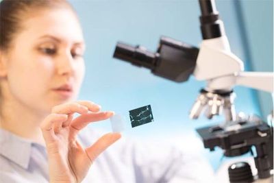 Un dispositivo portátil, posible alternativa a las biopsias - Tecnologia - ABC Color