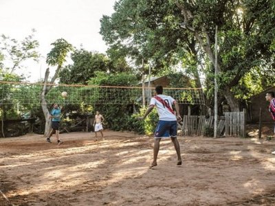 Intendente quiere evitar presencia de homosexuales en una plaza | Paraguay en Noticias