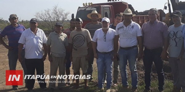 CNEL. BOGADO: EXTRAEN ARCILLA PARA 100 PEQUEÑOS  OLEROS DEL MUNICIPIO