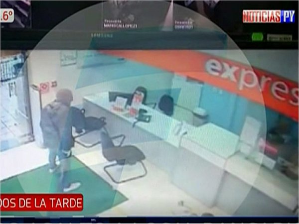 Suman y siguen asaltos en locales de cobranzas en supermercados | Paraguay en Noticias