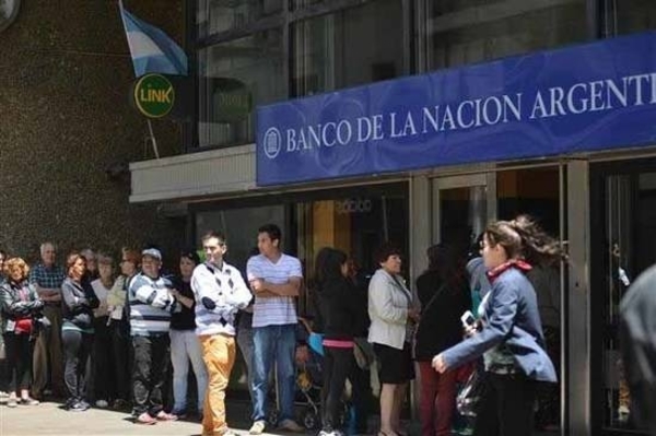 HOY / Argentina quiere vender más y ampliar préstamos a Paraguay, aprovechando la "coyuntura"