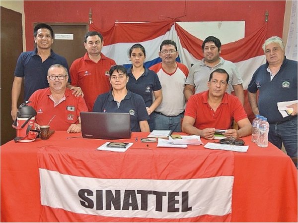Sinattel pide renuncia al titular de Copaco y anuncia huelga | Paraguay en Noticias