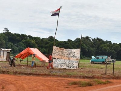 Alrededor de  150 familias campesinas invaden  borde de  reserva San Rafael