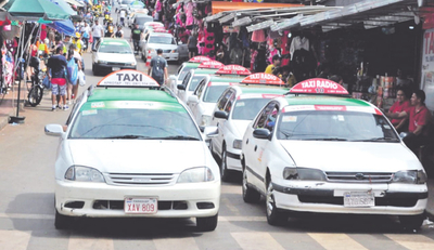 Taxistas piden que se prohíba MUV | Diario Vanguardia 07