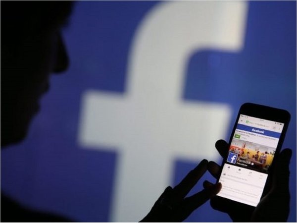 Facebook revela cómo categoriza las publicaciones para usuarios