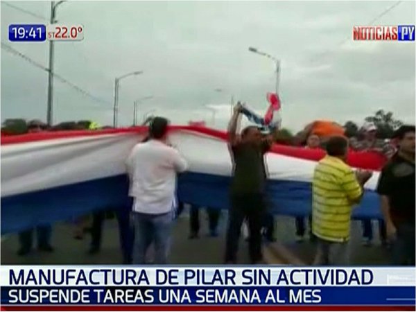 Empleados se manifiestan por paro de actividades de manufactura | Paraguay en Noticias 