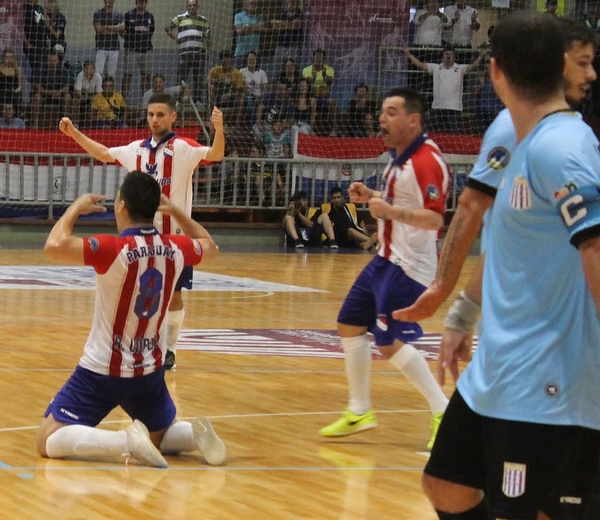 Paraguay obtuvo un auspicioso debut