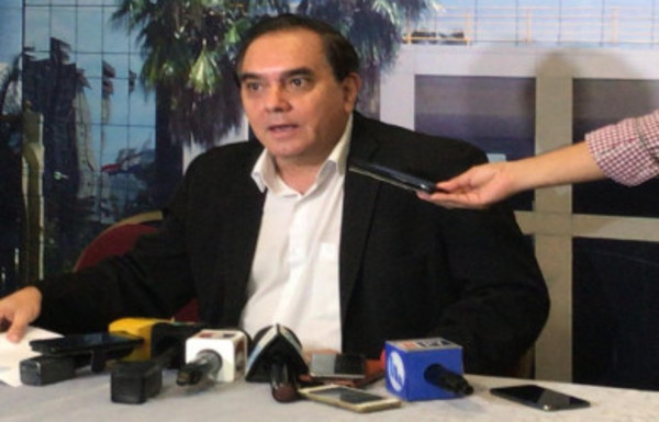 Retruca acusación de ministro - Radio 1000 AM