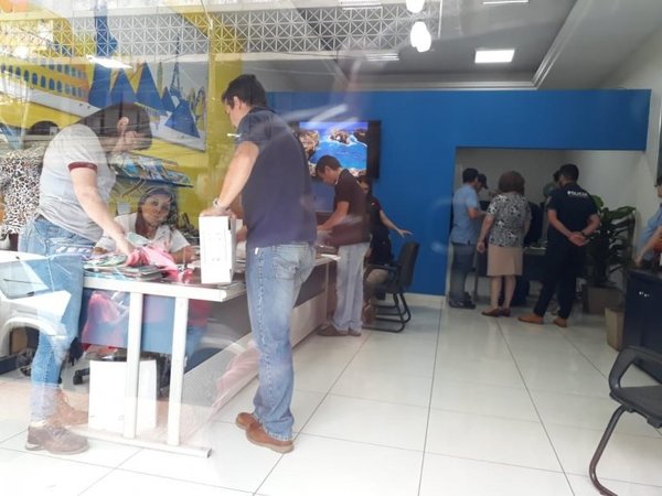 Desbaratan red de trata de personas - Nacionales - ABC Color