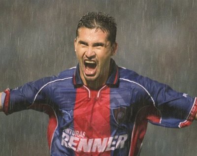 Lluvia y goleada en la última visita del Bolso - Deportes - ABC Color