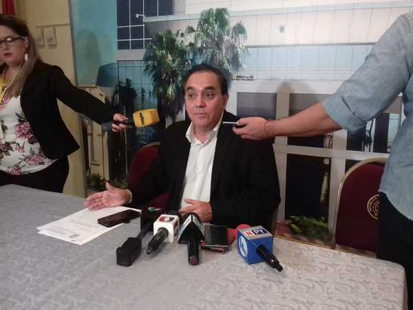 Sindicatos de Directores solicita interpelación al Ministro Petta - .::RADIO NACIONAL::.