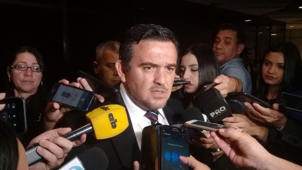 MEC: Petta considera que su interpelación es positiva - 730am - ABC Color