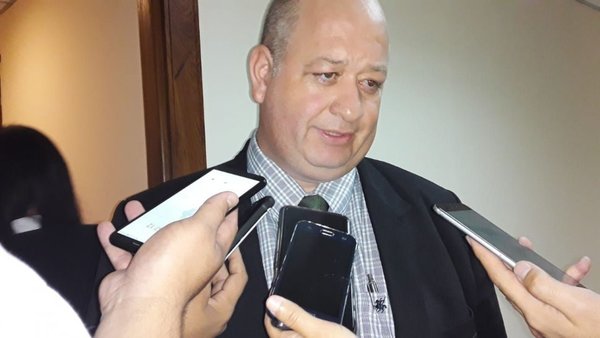 Denuncian robo de evidencias en el marco del caso Cucho Cabaña - 730am - ABC Color