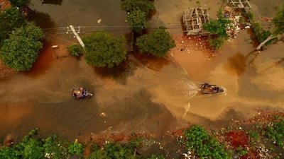 Inundación: pobladores del Bañado Norte, impotentes ante falta de ayuda - 730am - ABC Color