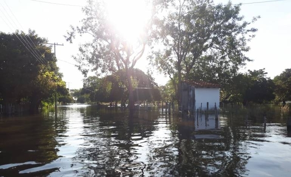 HOY / Afectados por inundaciones van en ascenso y ya alcanzan los 12 mil