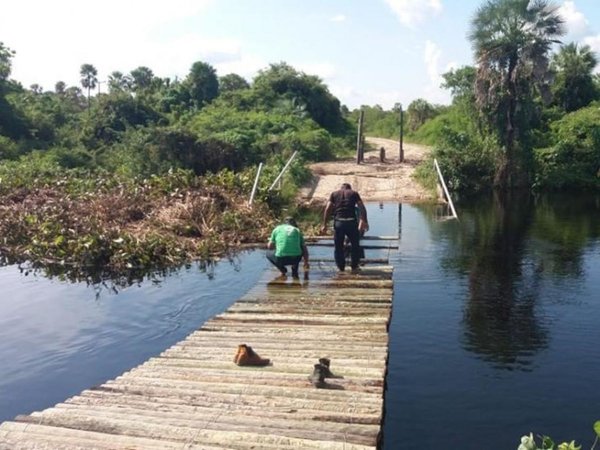 Pobladores reemplazan el telesférico del Chaco por puente de karanda'y