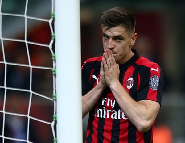 Milan iguala y podría ceder terreno en la clasificación a Champions League