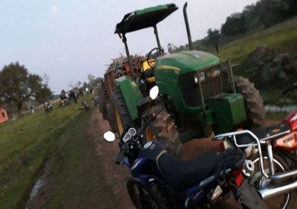 Nií±o pierde la vida tras ser arrollado por la carreta de un tractor en Caazapá | Paraguay en Noticias