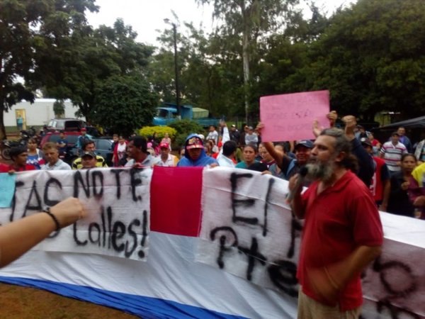 Sigue protesta en J.A. Saldívar - Nacionales - ABC Color
