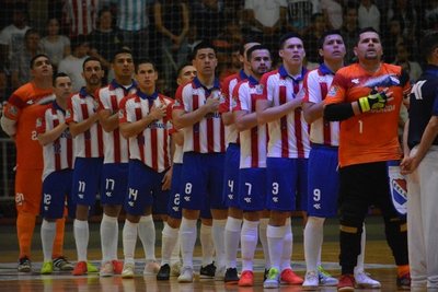 Paraguay iguala sin goles con Brasil y asegura su pase a cuartos