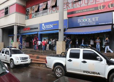 Rescatan a 12 paraguayas en operativos simultáneos