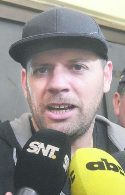 Roban evidencias y filtran información confidencial en proceso de Cucho - Edicion Impresa - ABC Color