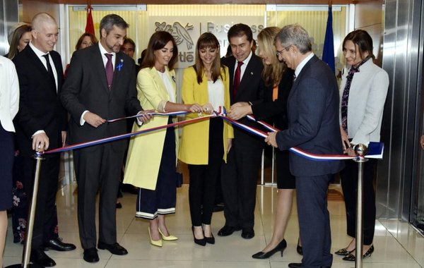 Ejecutivo de Nestlé destaca la competitividad del Paraguay - Edicion Impresa - ABC Color