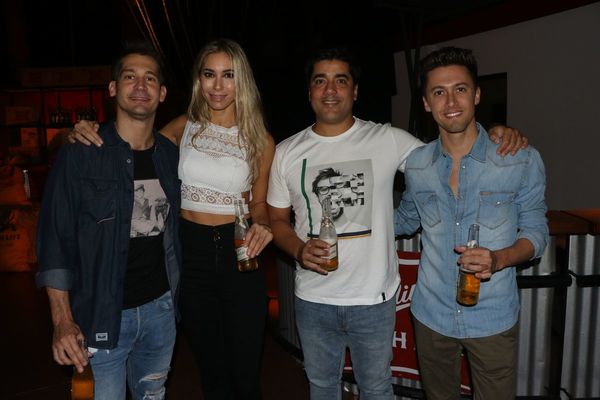 Noche Miller High Life Park