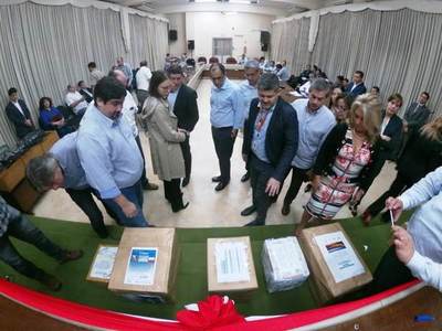 Realizan apertura de ofertas para la construcción de la Costanera Sur - ADN Paraguayo