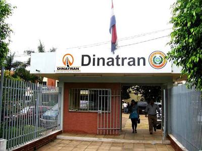 Dinatran insta a inscribir vehículos en Registro de Automotor de Sector Público » Ñanduti