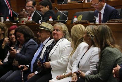 Condecoraron a delegada paraguaya ante la ONU - ADN Paraguayo