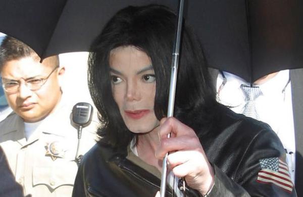 Biógrafo de Michael Jackson desmiente a supuesta víctima del cantante - C9N