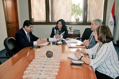 Buscan establecer nuevos tramos fluviales desde Puerto Yguazú a Presidente Franco