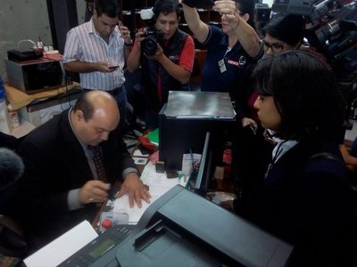 Secundarios piden al Congreso que interpele a Petta